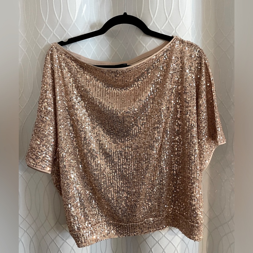 Venus sequin off the shoulder top SZ XL